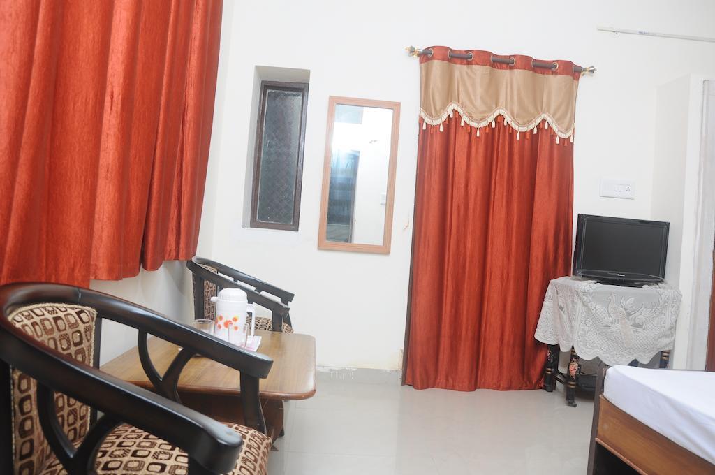 Ashish Villa Guest House Jodhpur  Ruang foto